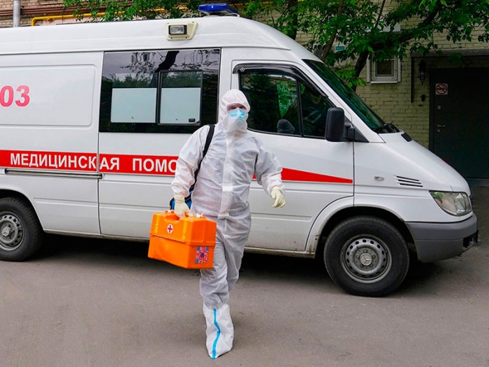 В Москве число новых случаев коронавируса за месяц сократилось в 2 раза