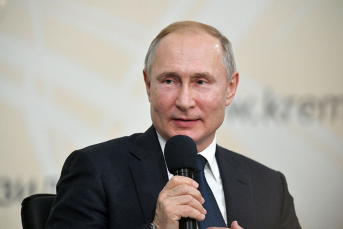 Путин: помехи малому бизнесу начались со времен древлян
