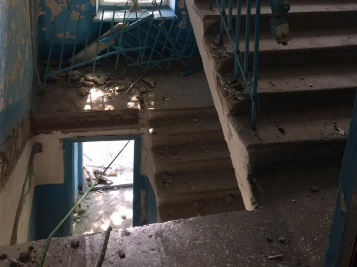 Один человек погиб в результате обрушения лестницы в неэксплуатируемом здании в центре Москвы