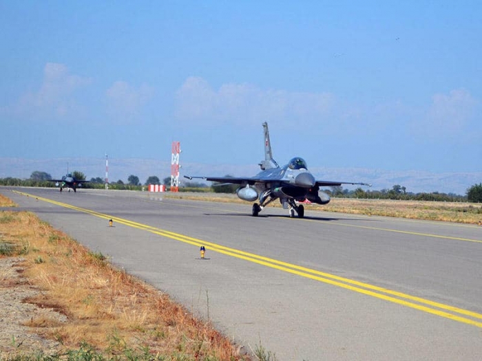 Азербайджан опроверг использование F-16