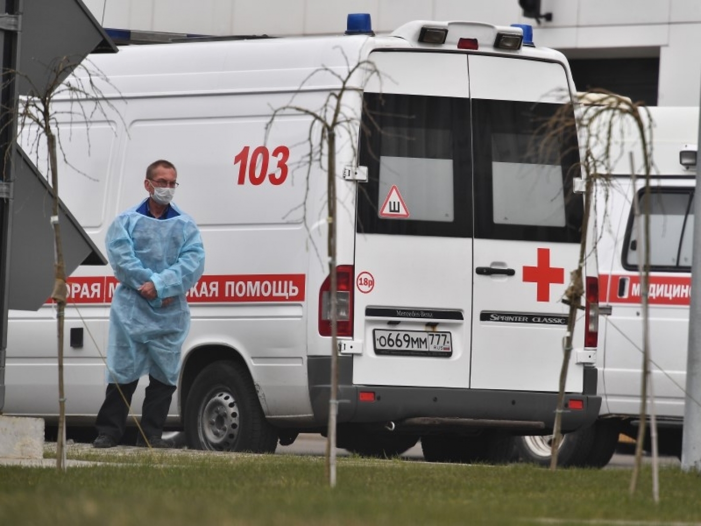 В Москве скончались 77 пациентов с коронавирусом
