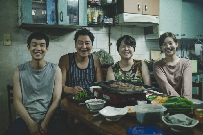 Южнокорейский фильм &quot;Паразиты&quot; получил премию Гильдии киноактеров США