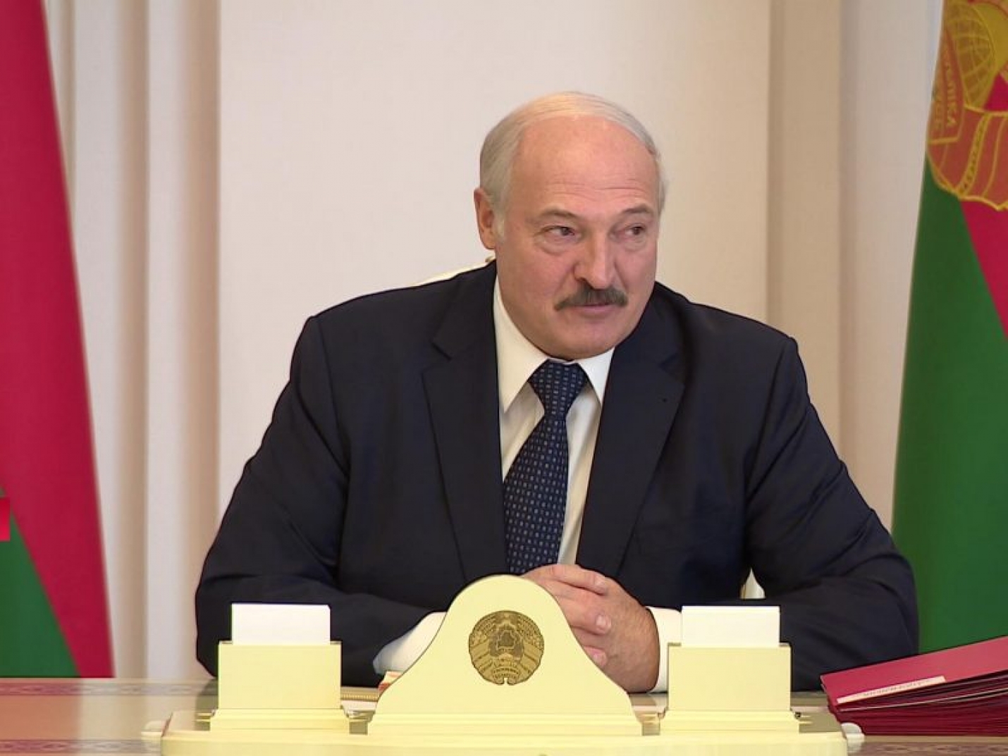 Лукашенко предложил построить порт в Ленинградской области