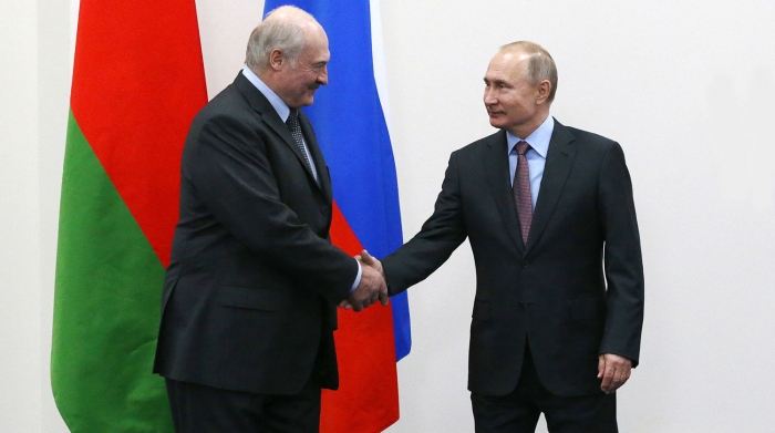 Путин переговорил по телефону с президентом Белоруссии