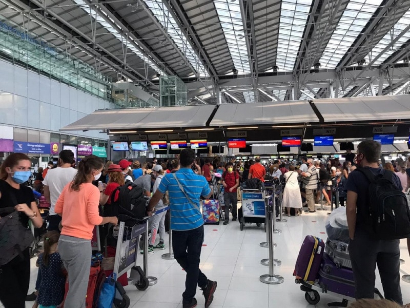 Свыше 15 рейсов задержали в аэропортах Москвы