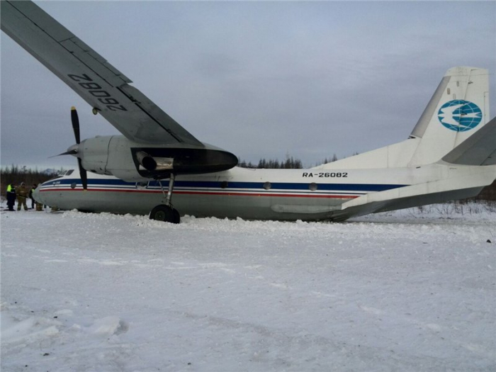 В Красноярске при взлете сломался самолет МЧС РФ