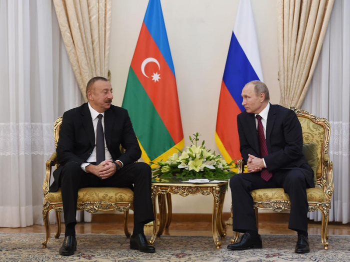 Путин и Алиев обсудили деятельность российско-турецкого центра