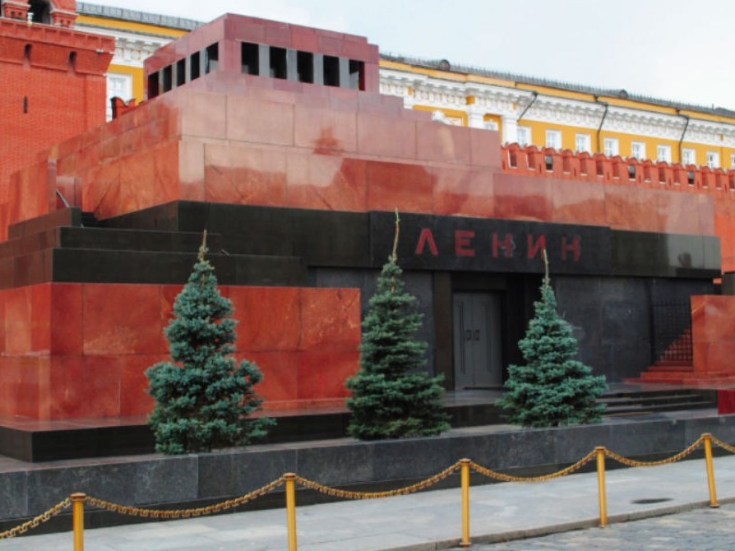 Художник из США заявил о намерении выкупить тело Ленина