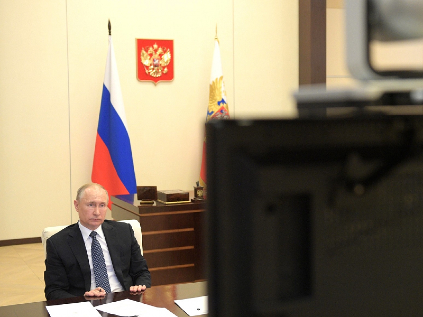Путин пообещал победу над «коронавирусной заразой»