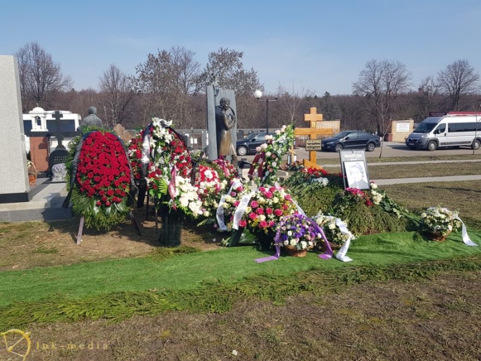 На Троекуровском кладбище сегодня был похоронен актер Виктор Проскурин
