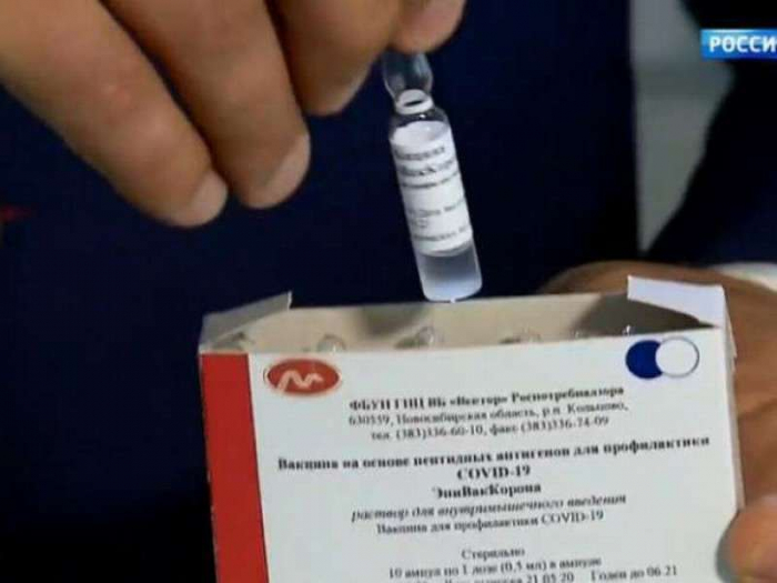 В Греции мужчина скончался спустя 8 минут после прививки от COVID-19