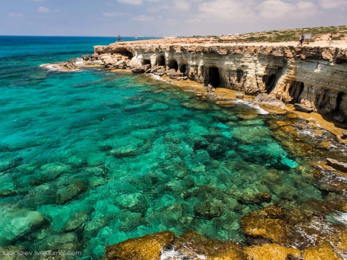 Кипр открывает границы для туристов из всех стран
