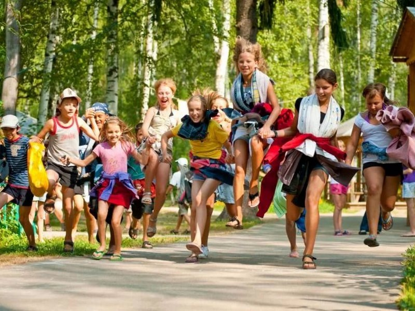 С 15 июля откроются Летние детские лагеря в Подмосковье